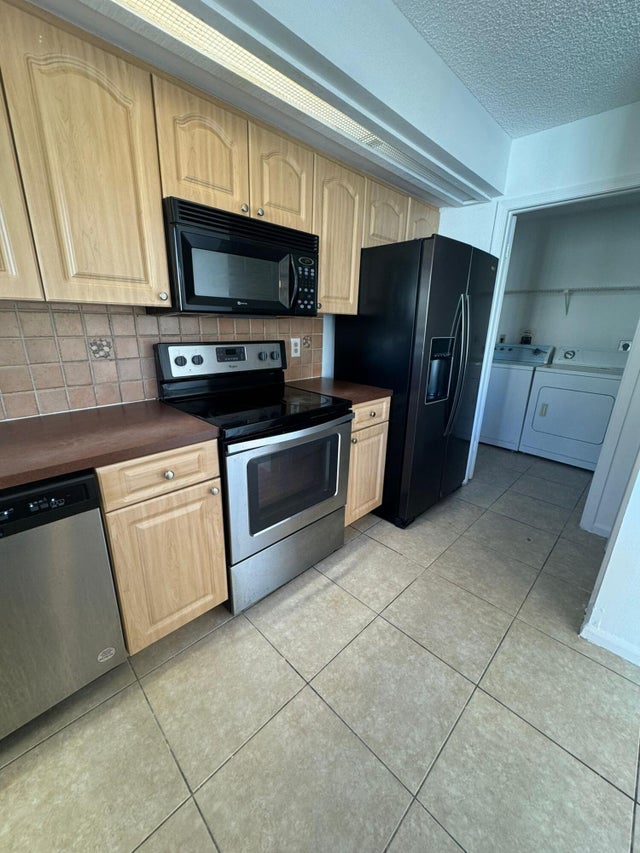4 of 10 - 11866 Sturbridge Lane, Wellington, FL