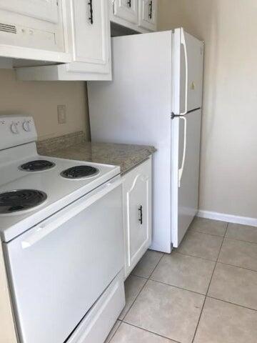 2 of 5 - 1331 Gateway Drive, Lantana, FL