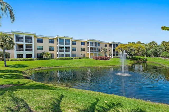 2 of 45 - 300 N Highway A1a #203c, Jupiter, FL