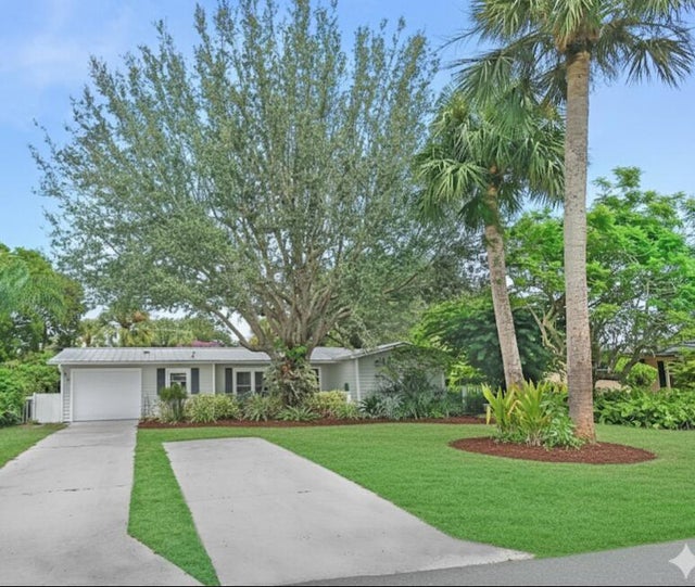 1 of 37 - 338 Sw Winnachee Drive, Stuart, FL