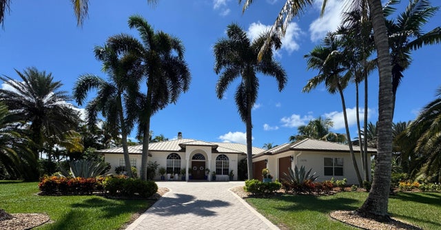1 of 42 - 10196 Avenida Del Rio, Delray Beach, FL