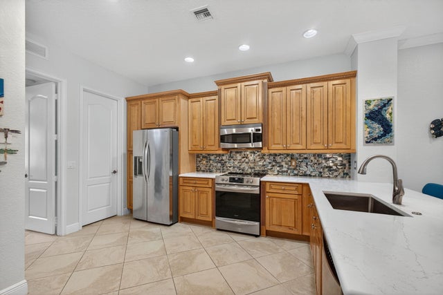 4 of 27 - 5011 Vine Cliff Way W, Palm Beach Gardens, FL