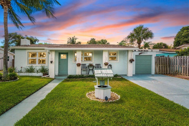 2 of 34 - 944 Hansen Street, West Palm Beach, FL