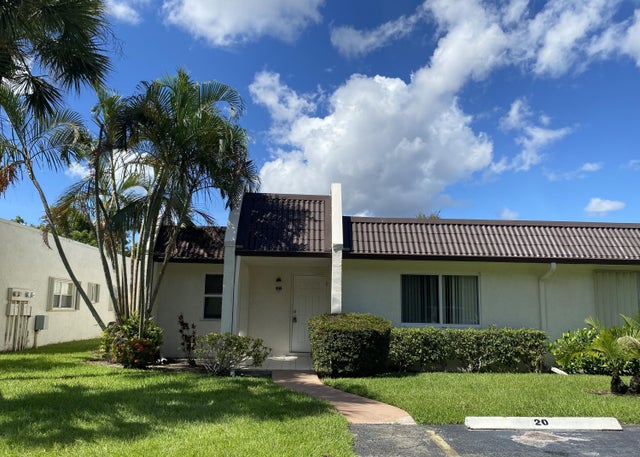 3 of 26 - 127 Lake Susan Drive, West Palm Beach, FL