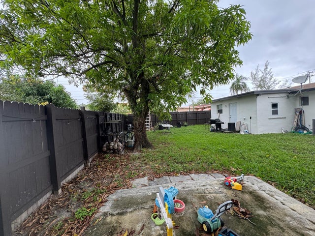 3 of 21 - 533 Nw 17th Avenue, Fort Lauderdale, FL