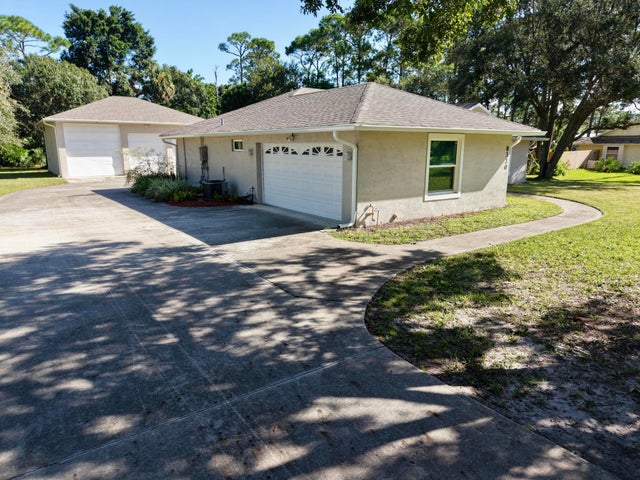 4 of 34 - 8330 Hidden Pines Road, Fort Pierce, FL