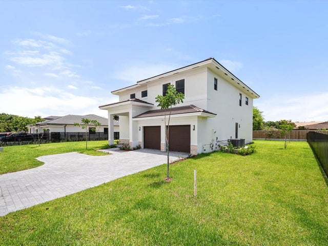 3 of 42 - 355 Sw 87th Avenue, Miami, FL