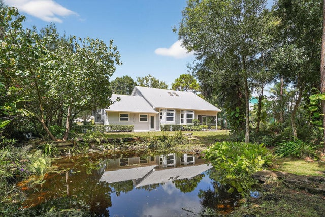 1 of 57 - 556 Se Meadow Wood Way, Stuart, FL