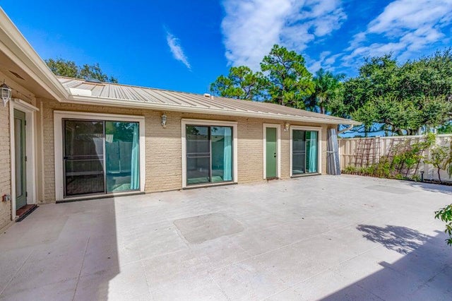 1 of 29 - 5518 Golden Eagle Circle, Palm Beach Gardens, FL