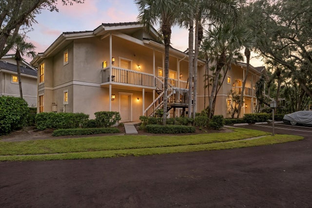 1 of 24 - 11863 Wimbledon Circle #512, Wellington, FL