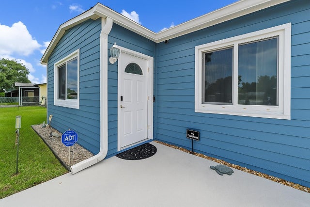 5 of 37 - 2876 Shawnee Road, West Palm Beach, FL