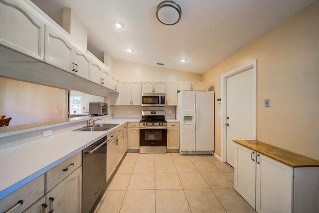 3 of 27 - 15733 Temple Boulevard, Loxahatchee, FL