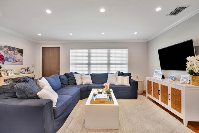 2 of 23 - 2064` N Suzanne Circle, North Palm Beach, FL