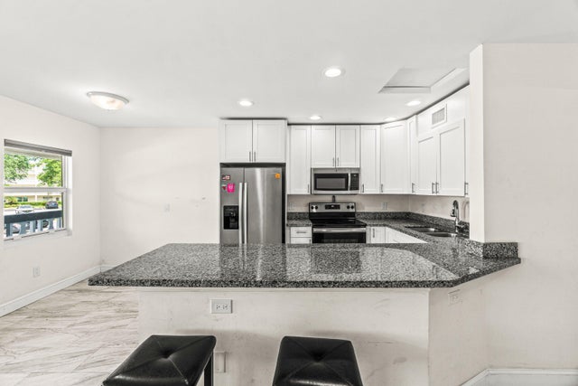 5 of 28 - 239 Ventnor Q, Deerfield Beach, FL