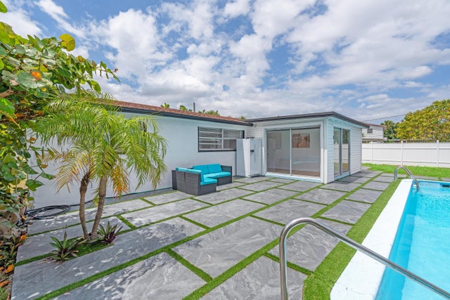 4 of 39 - 3700 N Australian Avenue, West Palm Beach, FL