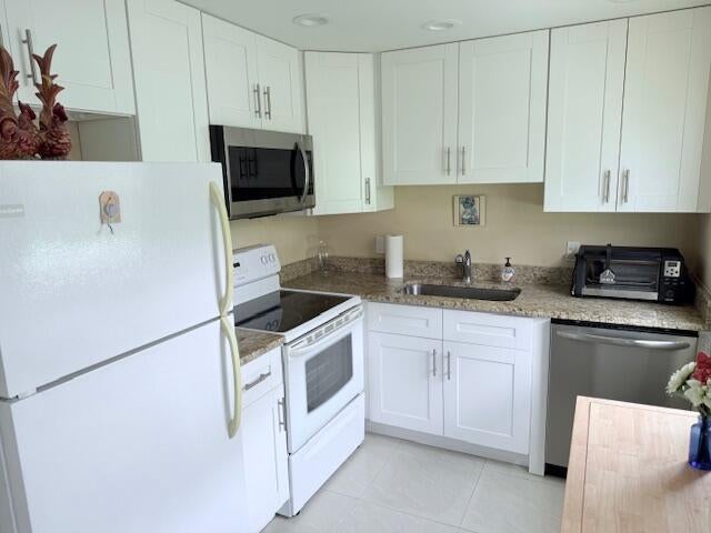 2 of 19 - 201 Ventnor M #201, Deerfield Beach, FL