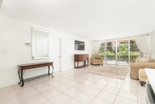 4 of 17 - 3575 S Ocean Boulevard #205, South Palm Beach, FL