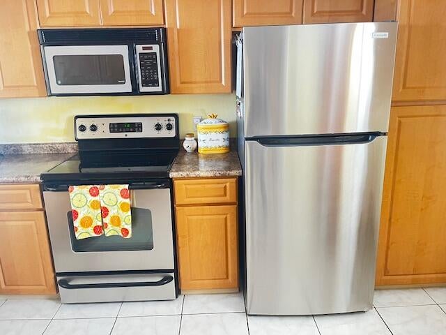 4 of 13 - 7020 Half Moon Circle #410, Hypoluxo, FL