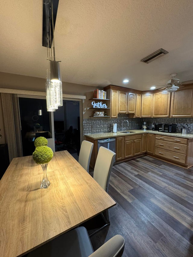 5 of 24 - 4871 Nw 13th Avenue, Deerfield Beach, FL