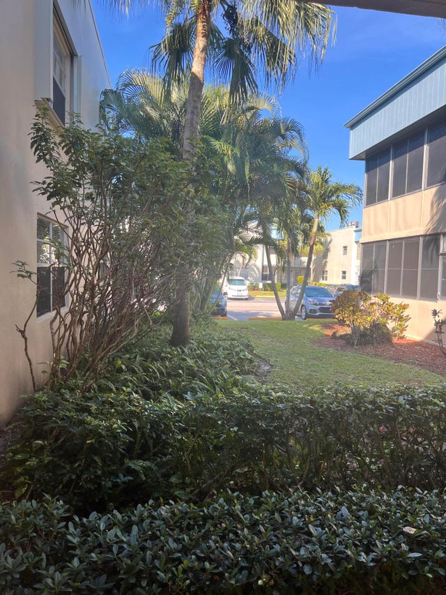 4 of 45 - 886 Flanders S, Delray Beach, FL