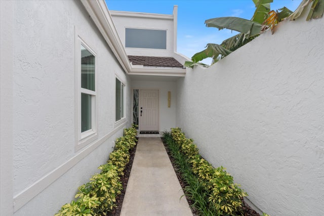 2 of 57 - 17060 Traverse Circle, Jupiter, FL