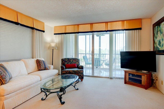 3 of 16 - 921 Gardenia Drive #370, Delray Beach, FL