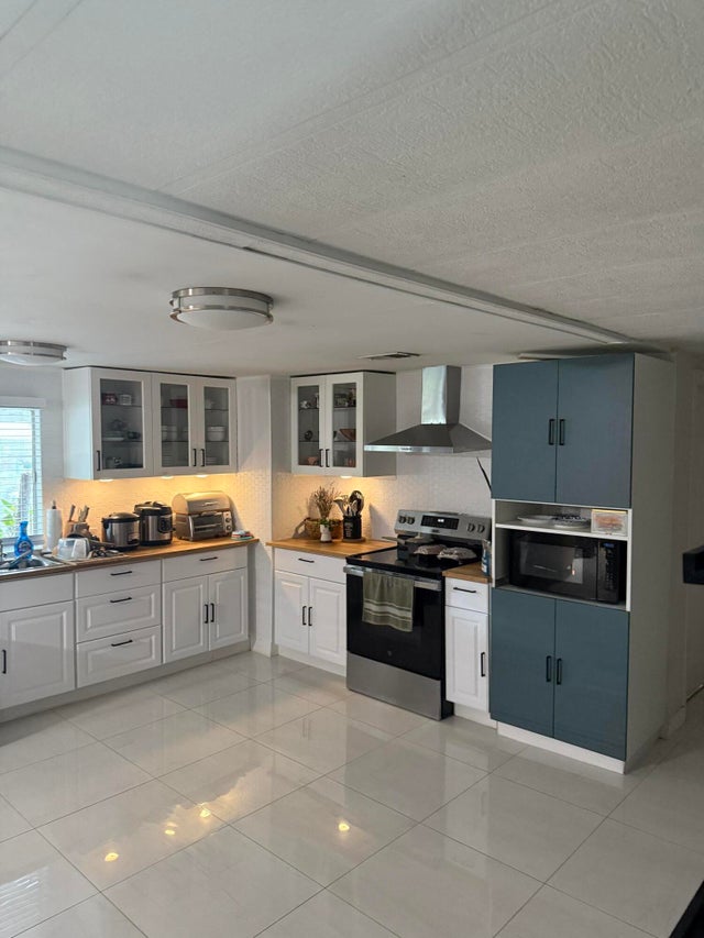 1 of 45 - 2555 Pga Blvd #321, Palm Beach Gardens, FL