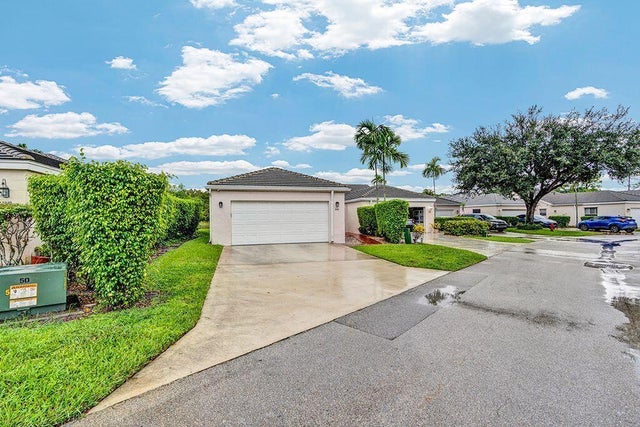 2 of 30 - 1048 Island Manor Drive, Greenacres, FL
