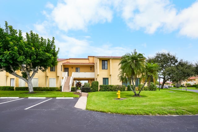2 of 28 - 5363 Se Miles Grant Road #106, Stuart, FL