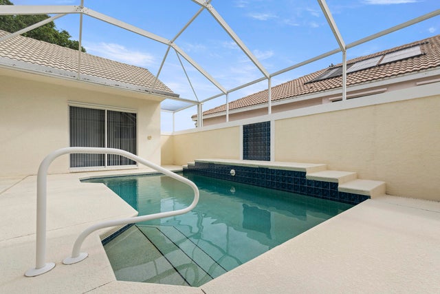 3 of 57 - 626 Sw Lake Charles Circle, Port Saint Lucie, FL