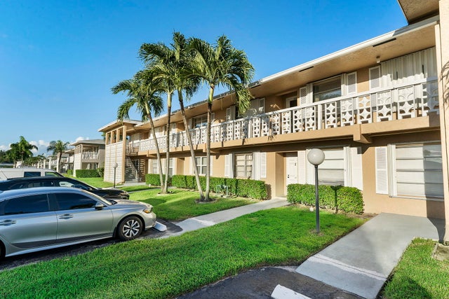 1 of 26 - 1050 Citrus #202, Delray Beach, FL