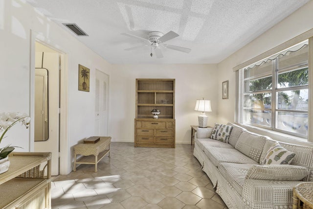 4 of 26 - 1050 Citrus #202, Delray Beach, FL