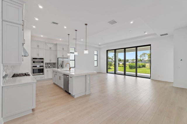 4 of 40 - 7050 Se Haven Lane, Stuart, FL