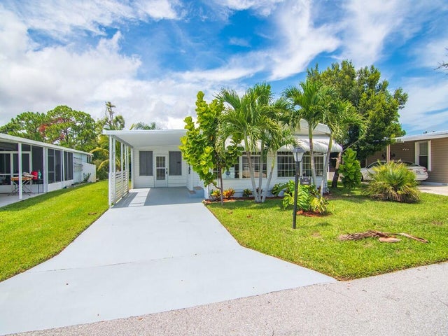 2 of 39 - 4 N North Warner Drive, Jensen Beach, FL