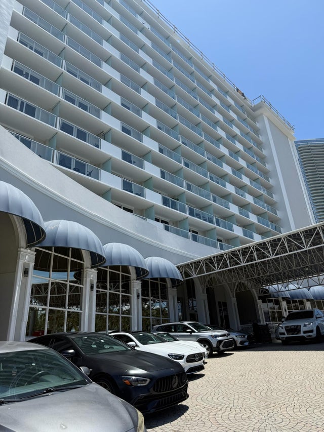 2 of 10 - 19201 Collins Avenue #448, Sunny Isles Beach, FL