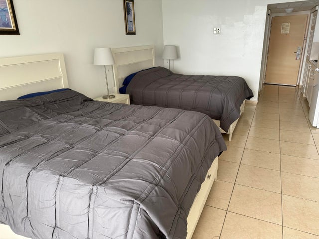 5 of 10 - 19201 Collins Avenue #448, Sunny Isles Beach, FL