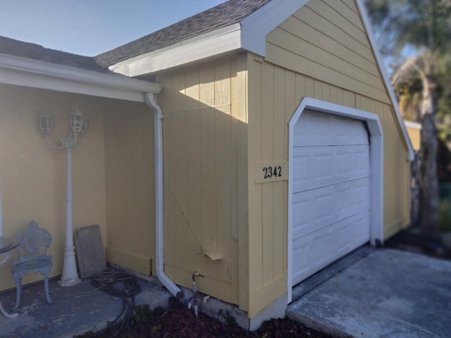 4 of 12 - 2342 Se Midtown Road, Port Saint Lucie, FL