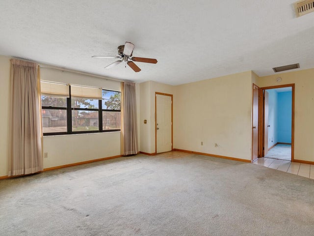 5 of 27 - 5717 Birch Drive, Fort Pierce, FL