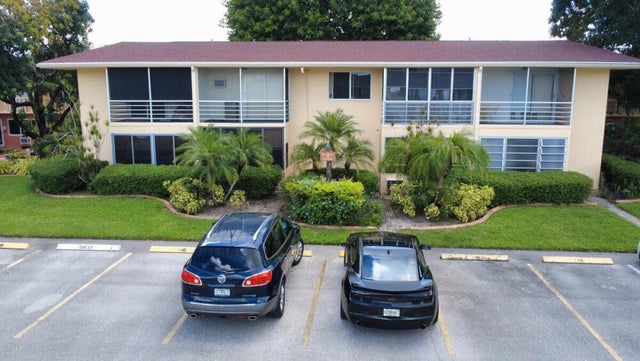 1 of 6 - 210 Salisbury I, West Palm Beach, FL