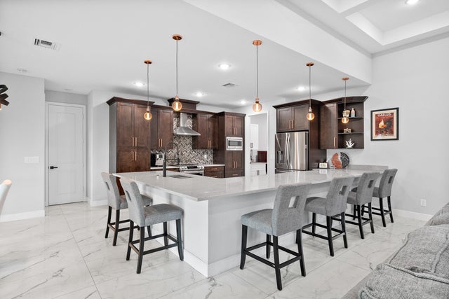 2 of 36 - 2807 Sw South Calabria Circle, Port Saint Lucie, FL