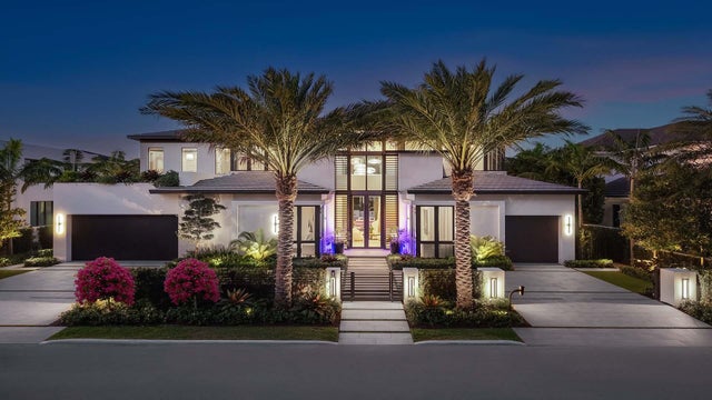 2 of 61 - 207 W Coconut Palm Road, Boca Raton, FL