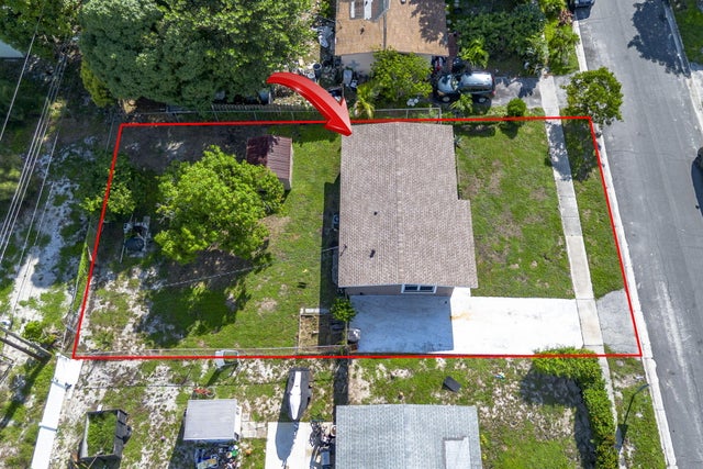 5 of 24 - 1379 10th Street, West Palm Beach, FL