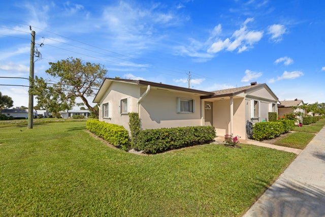 1 of 14 - 2883 Crosley Drive W #a, West Palm Beach, FL