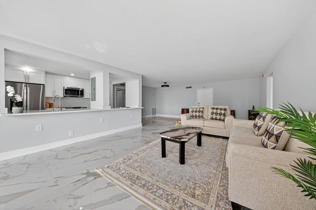 4 of 24 - 3200 S Ocean Boulevard #a202, Palm Beach, FL