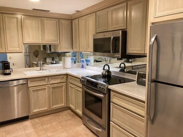 3 of 8 - 354 Chilean Avenue #2d, Palm Beach, FL