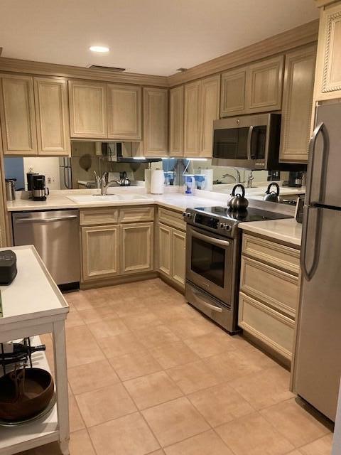 4 of 8 - 354 Chilean Avenue #2d, Palm Beach, FL