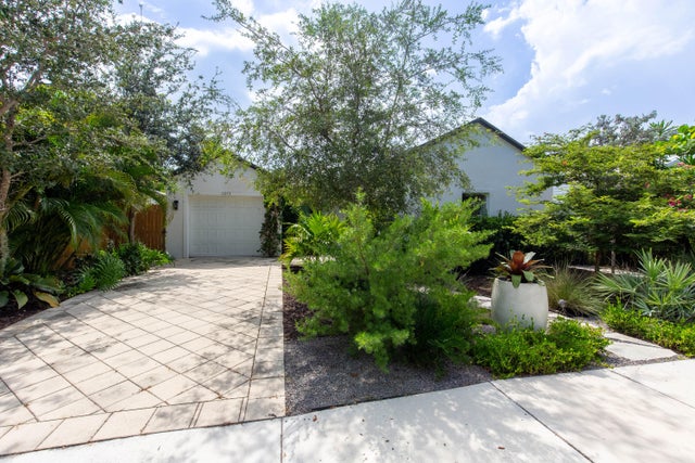 1 of 38 - 1019 N K Street, Lake Worth Beach, FL