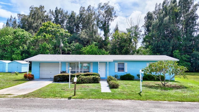 1 of 30 - 907 Buckeye Drive, Fort Pierce, FL