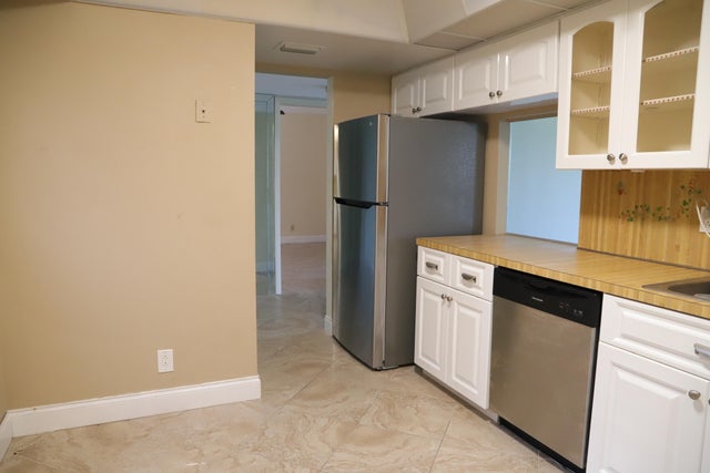 2 of 19 - 6400 Nw 2nd Avenue #423, Boca Raton, FL