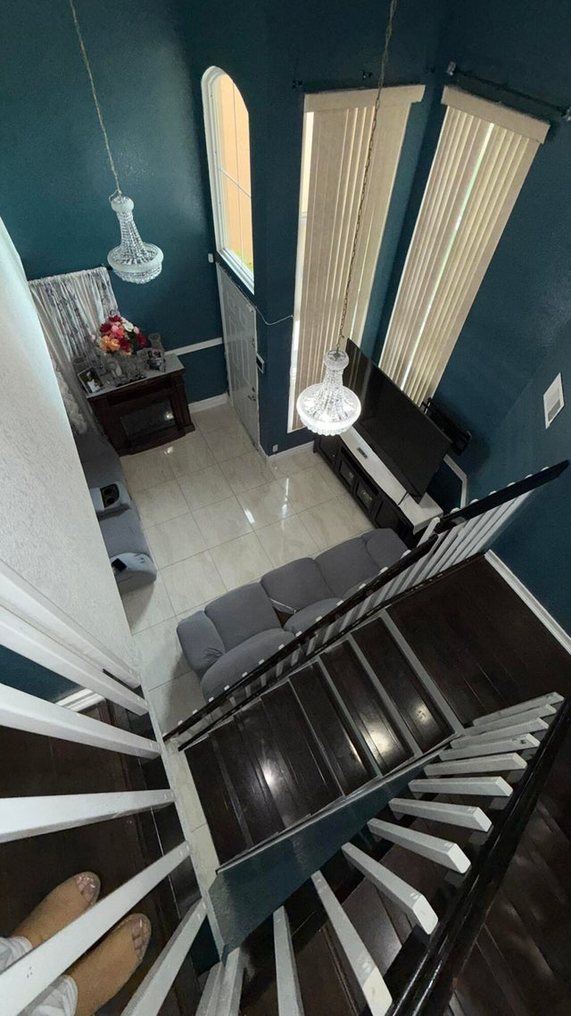 5 of 13 - 3099 W Buena Vista Drive, Margate, FL